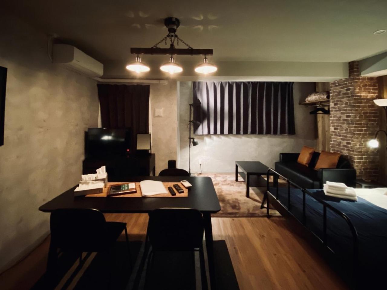 Ffosaka.Com Appartement Buitenkant foto